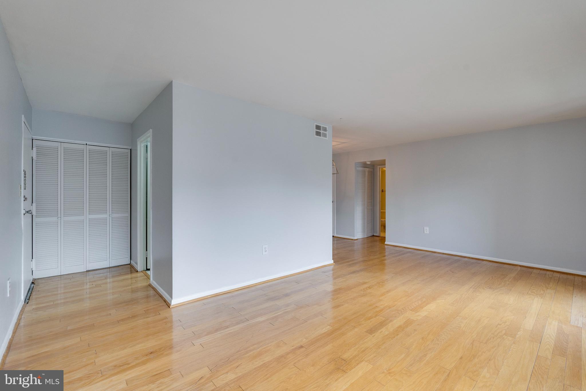 6936 Hanover Pkwy #301