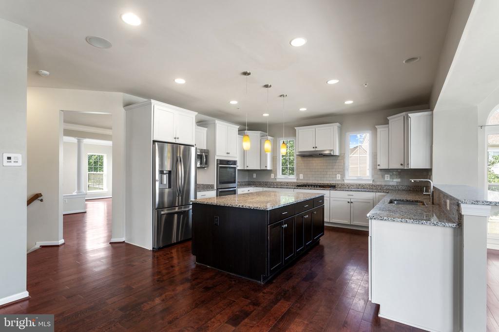 4302 Silverwood Ct