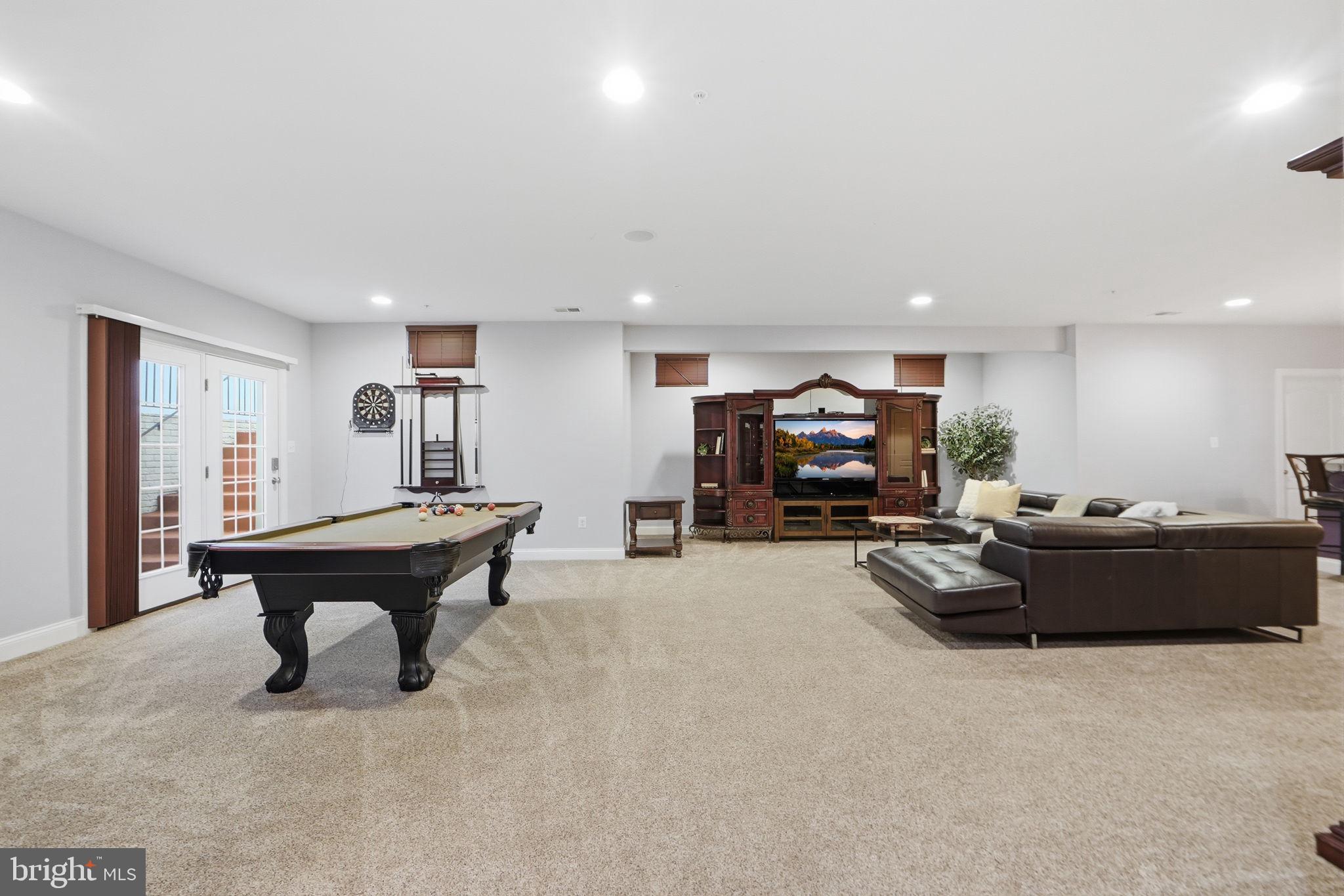 9200 CENTRAL PARK DRIVE