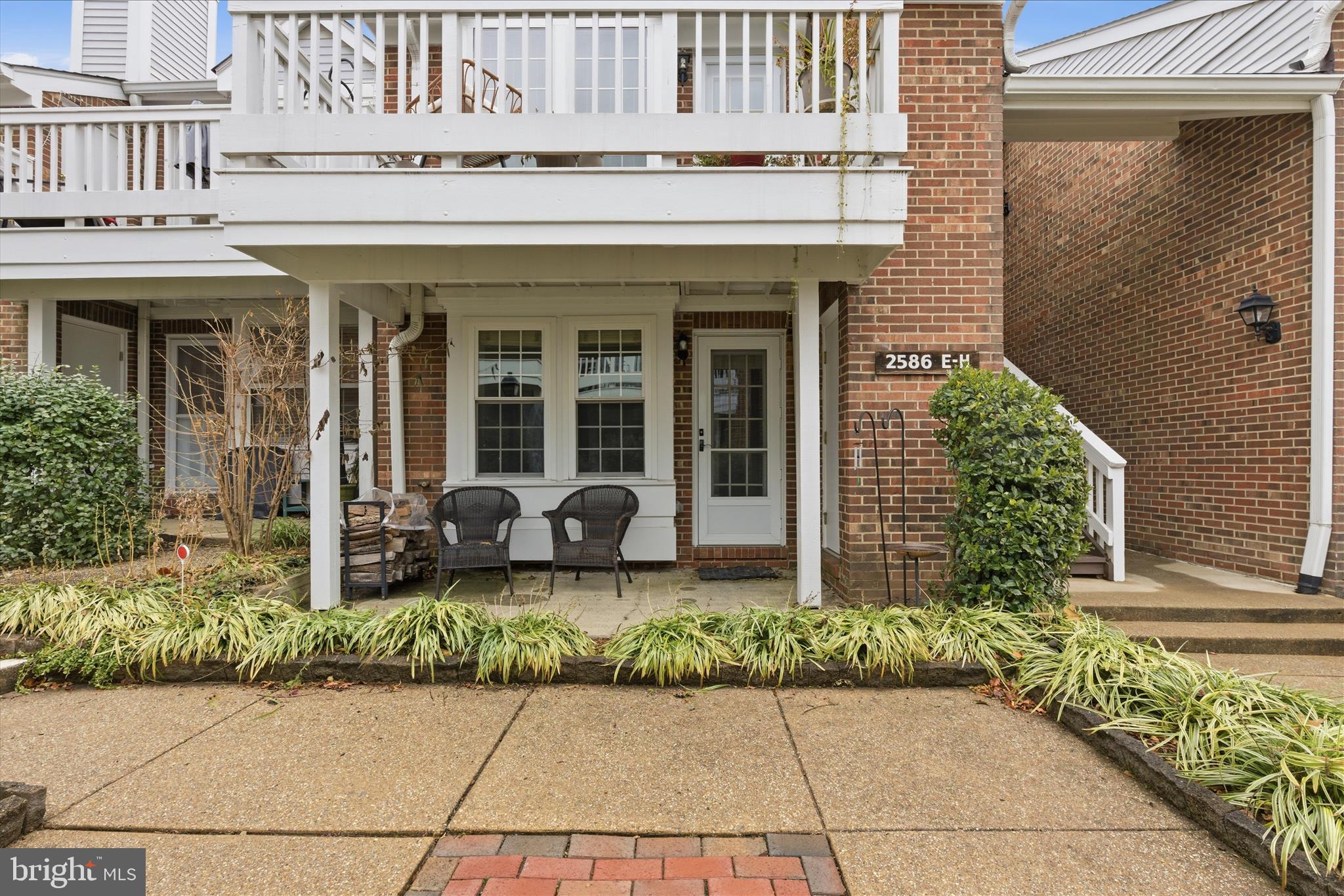 2586 S ARLINGTON MILL DRIVE E E