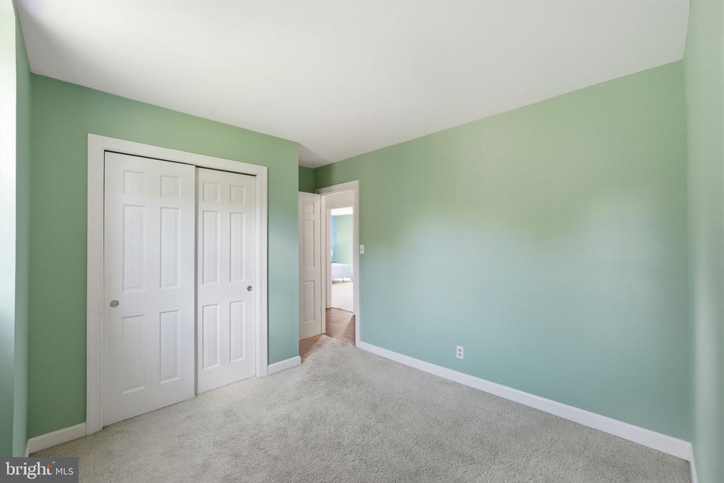 4 WALL