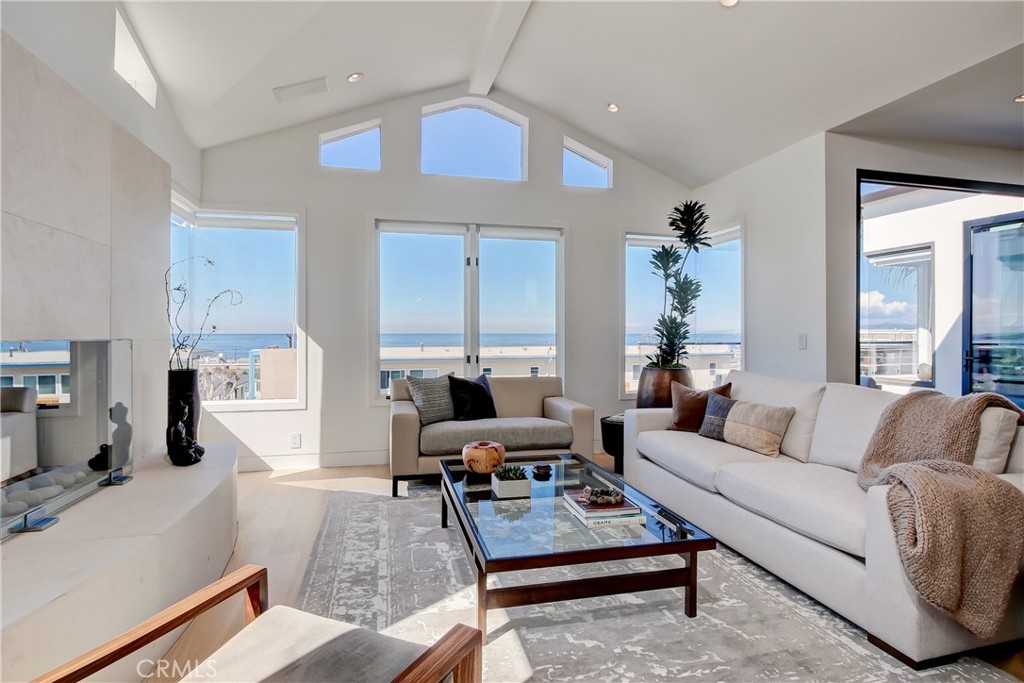 1712 Manhattan Avenue