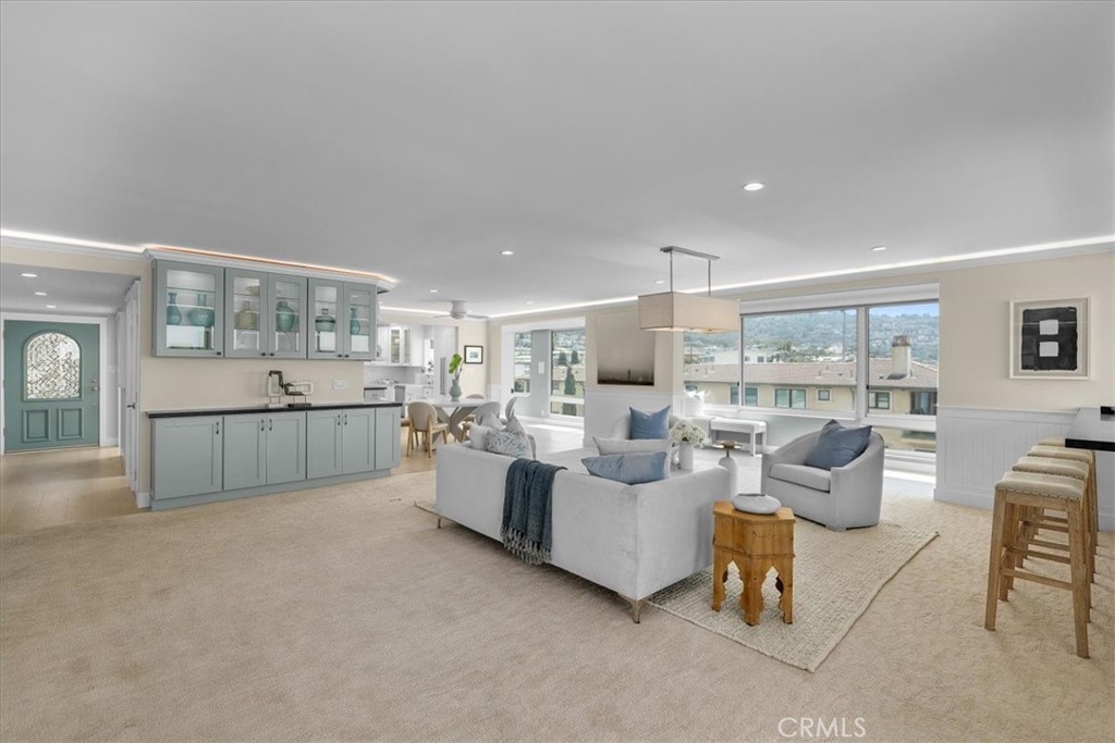 201 Calle Miramar 35