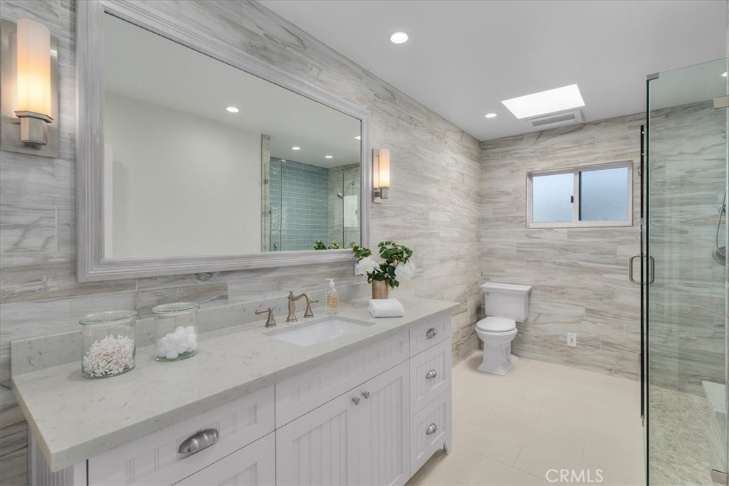 201 Calle Miramar 35