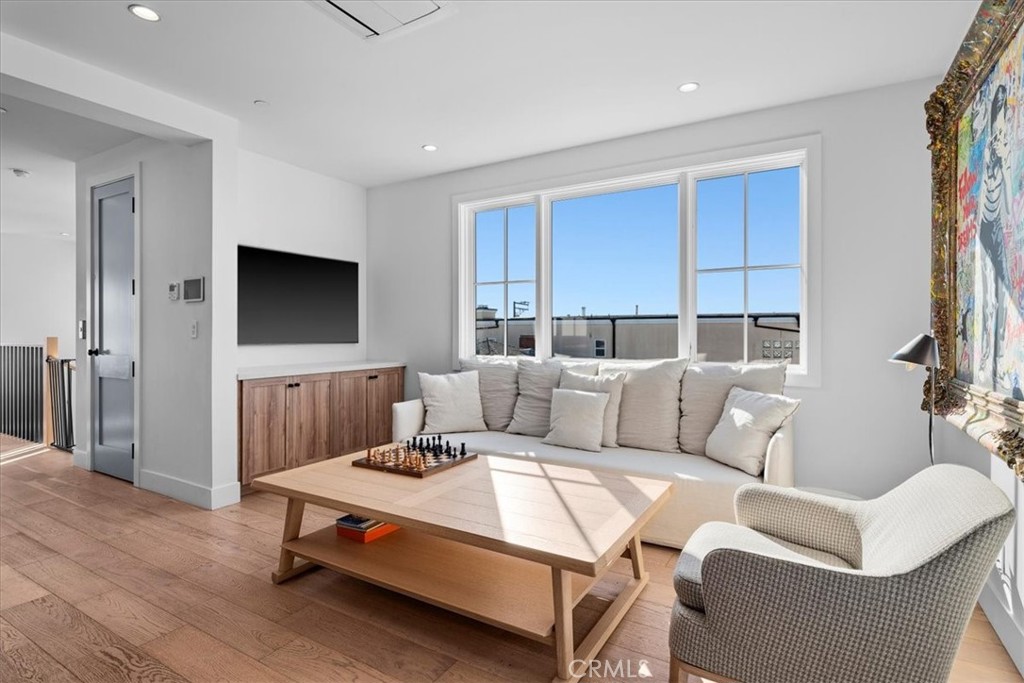 441 34th Street