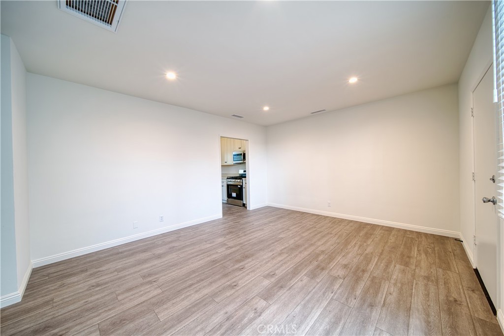 926 Manhattan Beach Blvd A