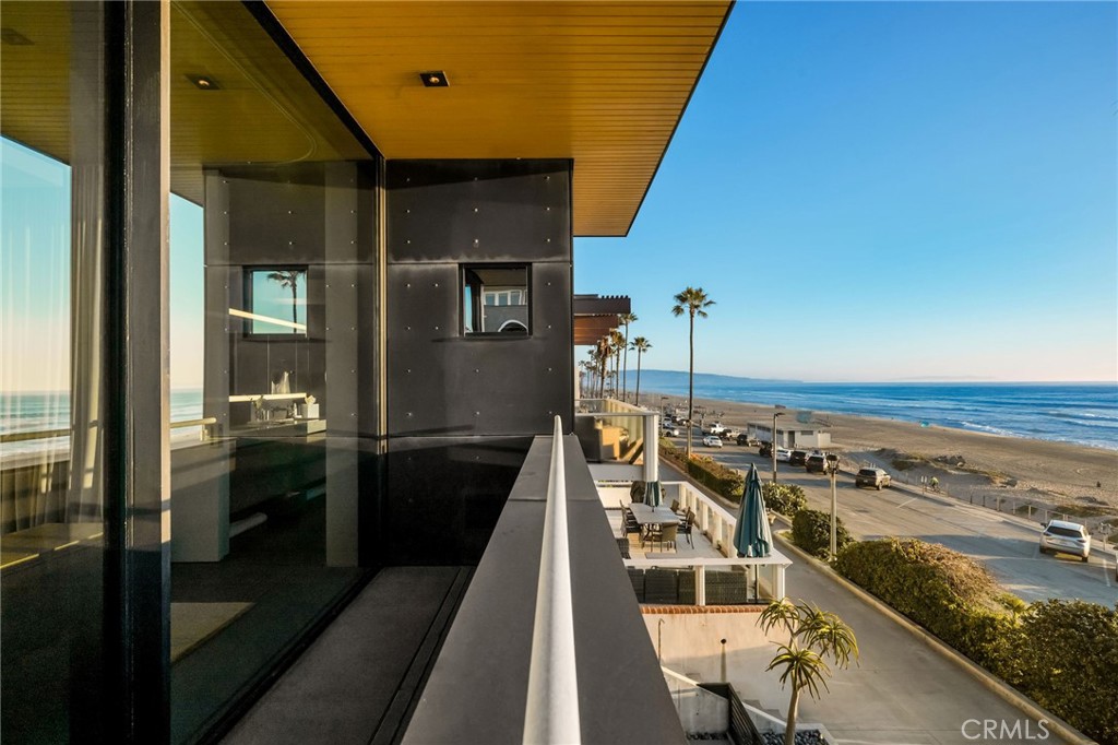 4320 The Strand