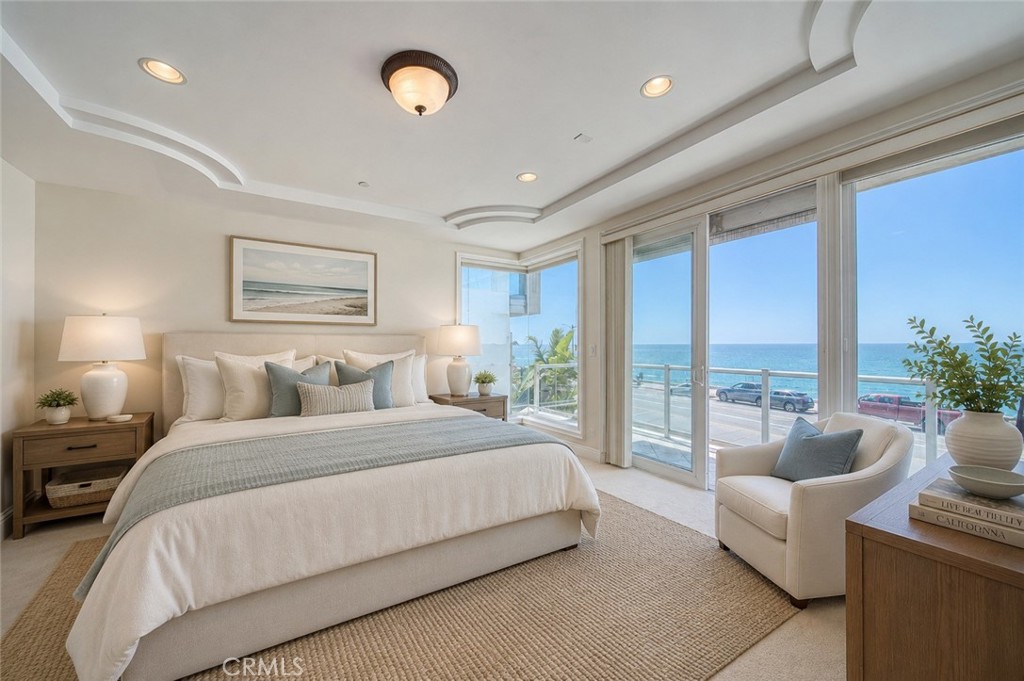 814 Esplanade