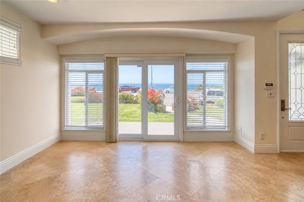 814 Esplanade