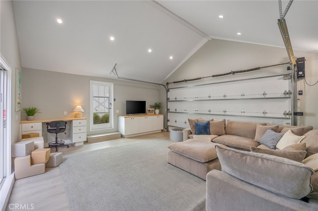 7400 W 80th Street