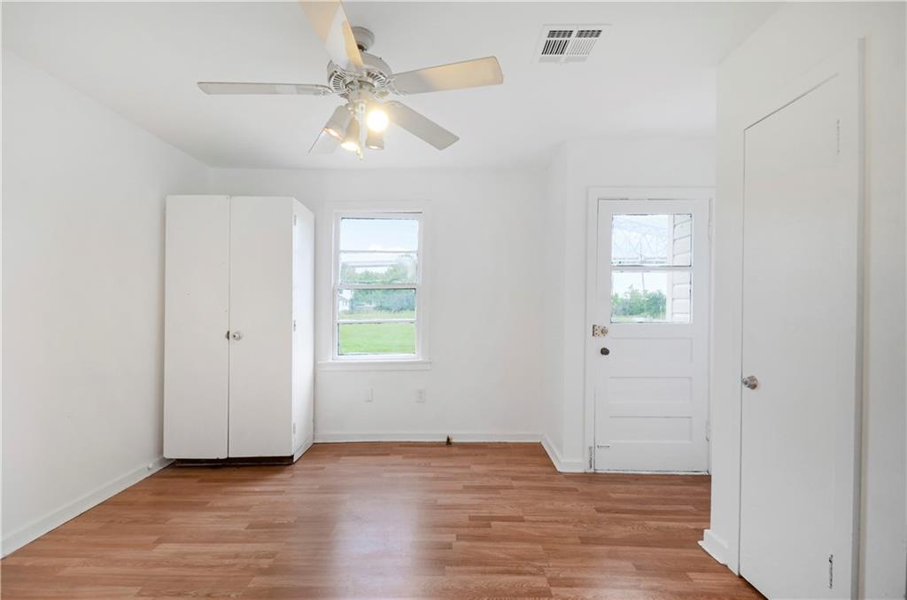 1216 BROOKLYN Street