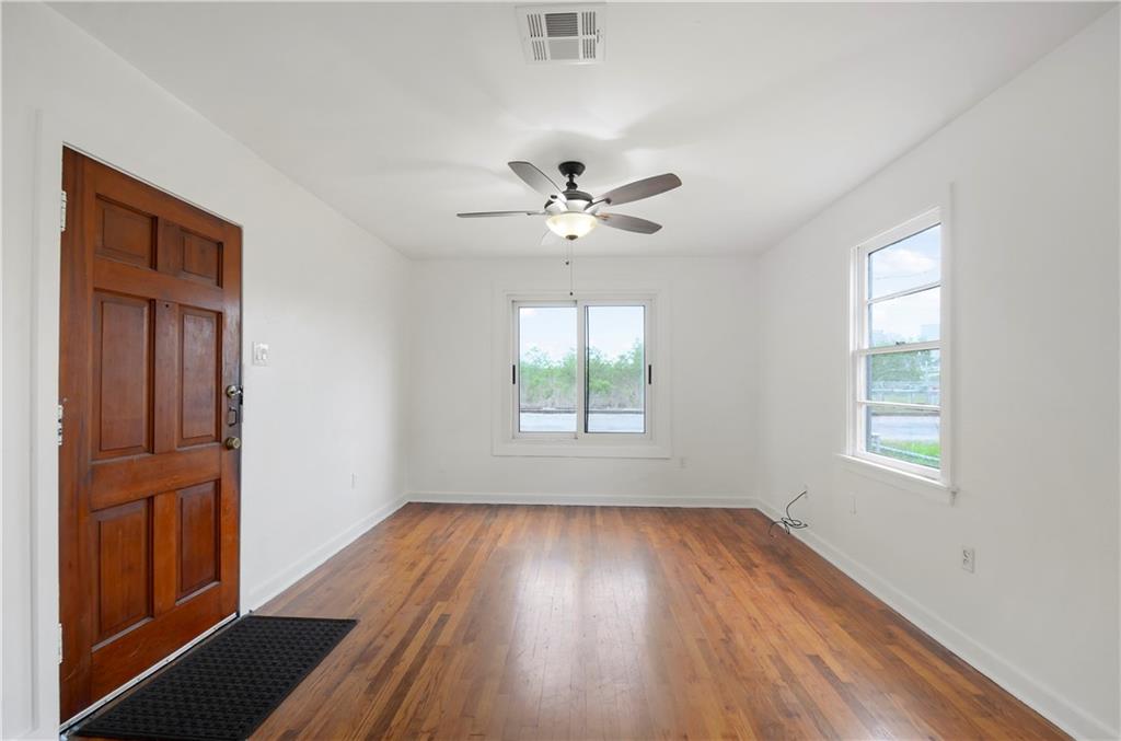 1216 BROOKLYN Street