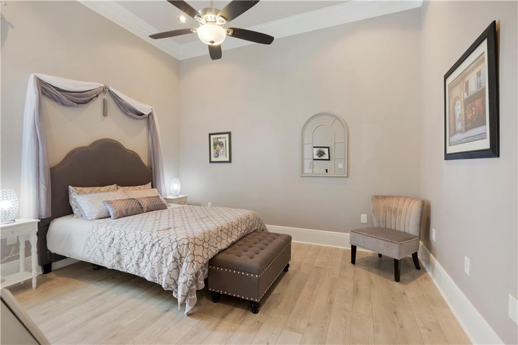 305 07 OPELOUSAS Avenue