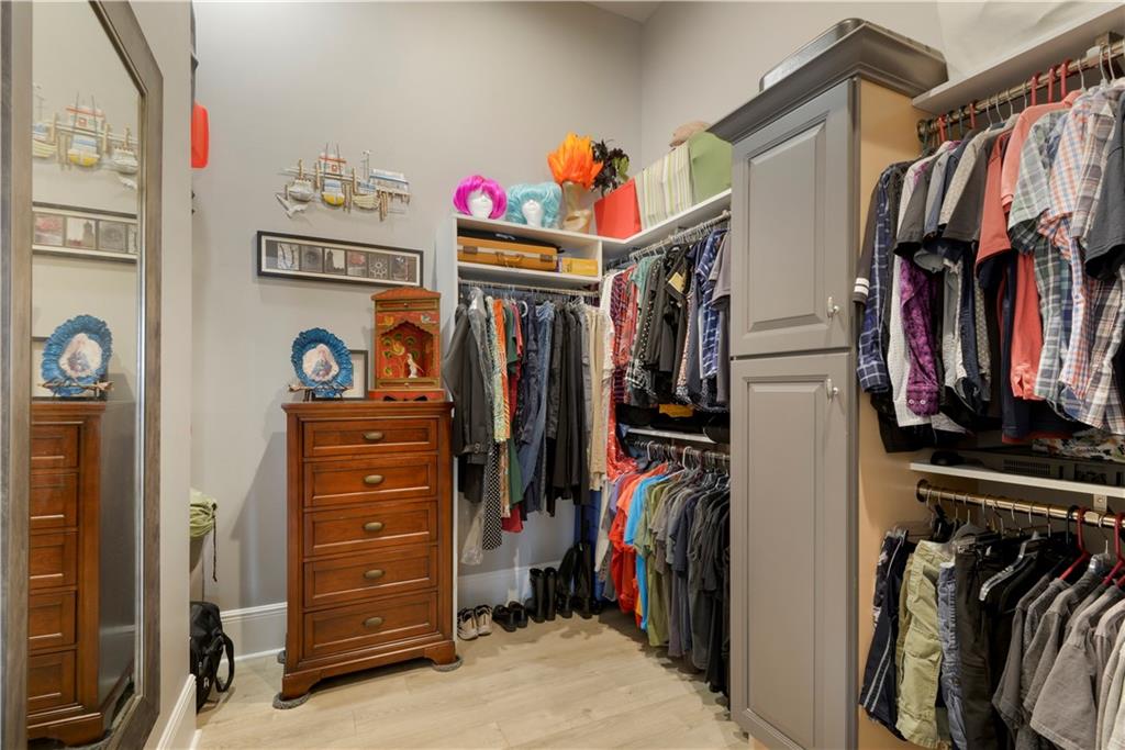 305 07 OPELOUSAS Avenue