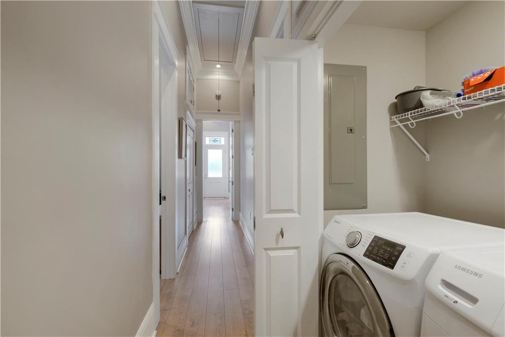 305 07 OPELOUSAS Avenue