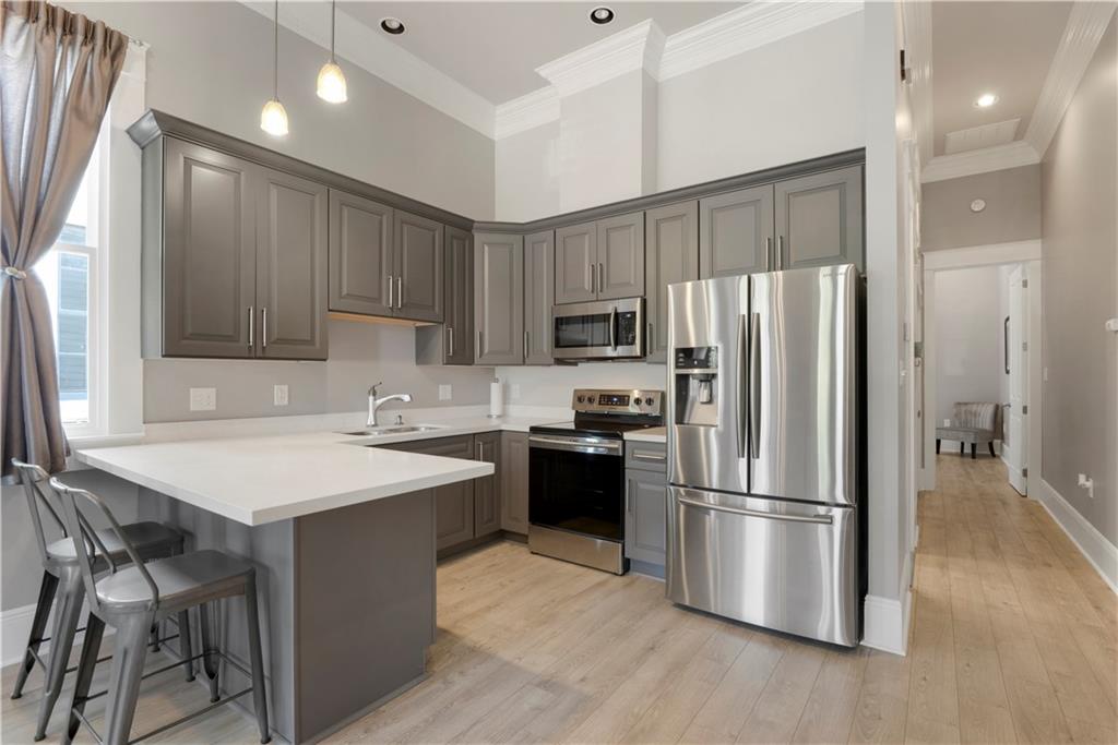 305 07 OPELOUSAS Avenue