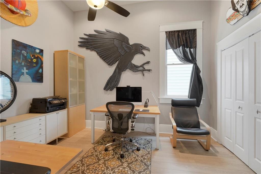 305 07 OPELOUSAS Avenue