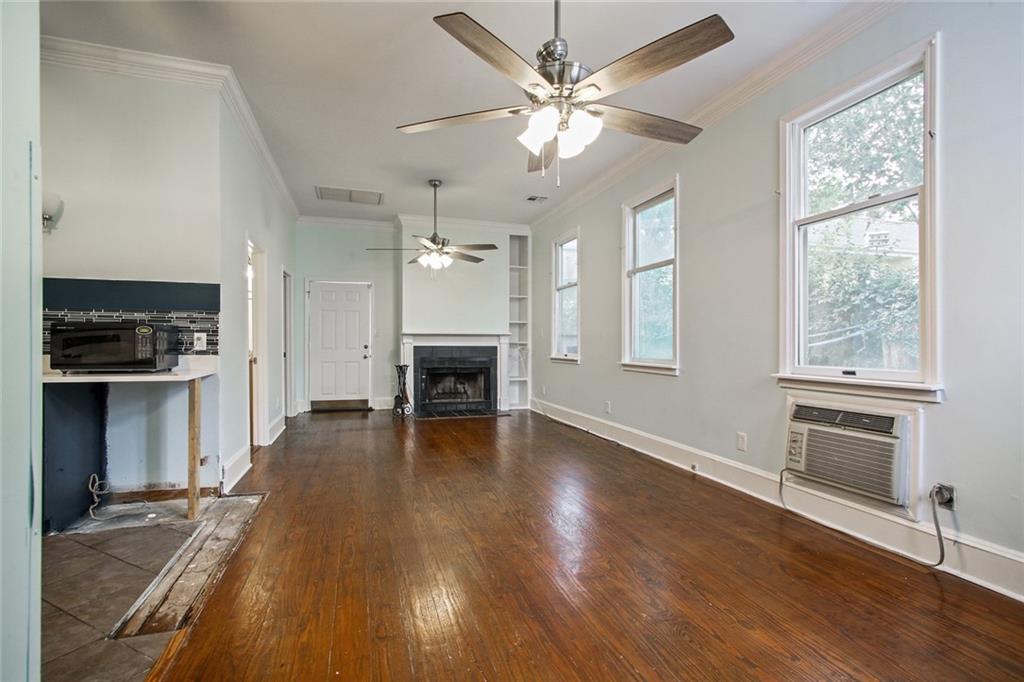 615 DELARONDE Street