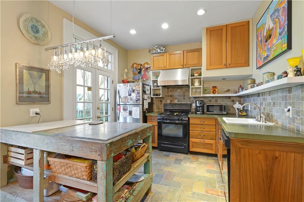 2453-55 DAUPHINE Street