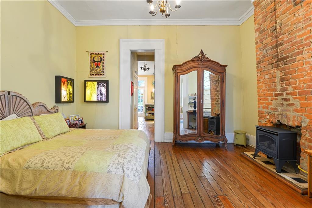 2453-55 DAUPHINE Street