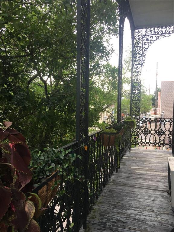 2453-55 DAUPHINE Street