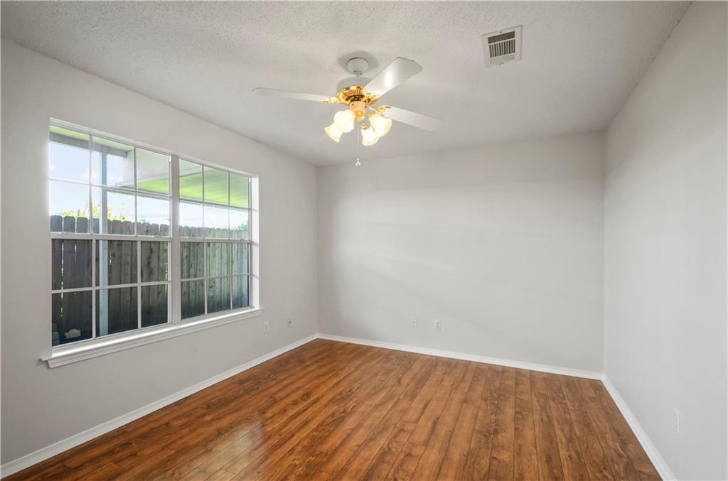 1700 RIVERTREE Court