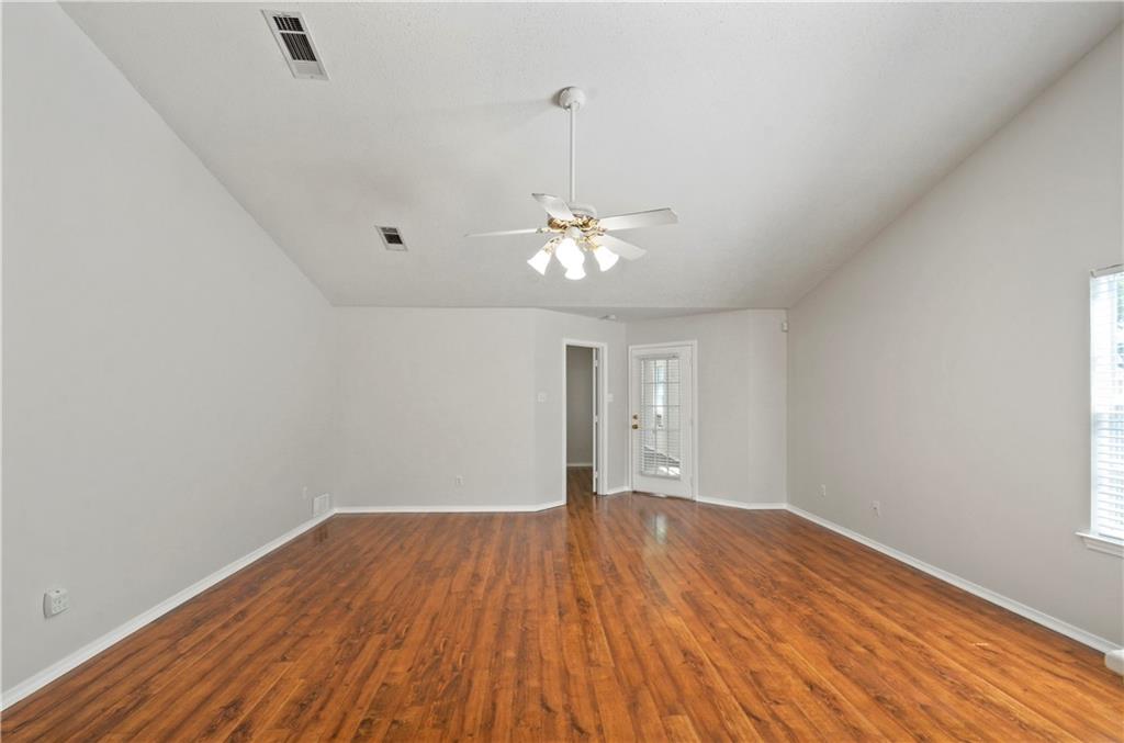 1700 RIVERTREE Court