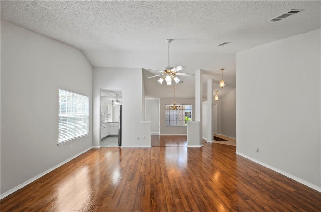 1700 RIVERTREE Court