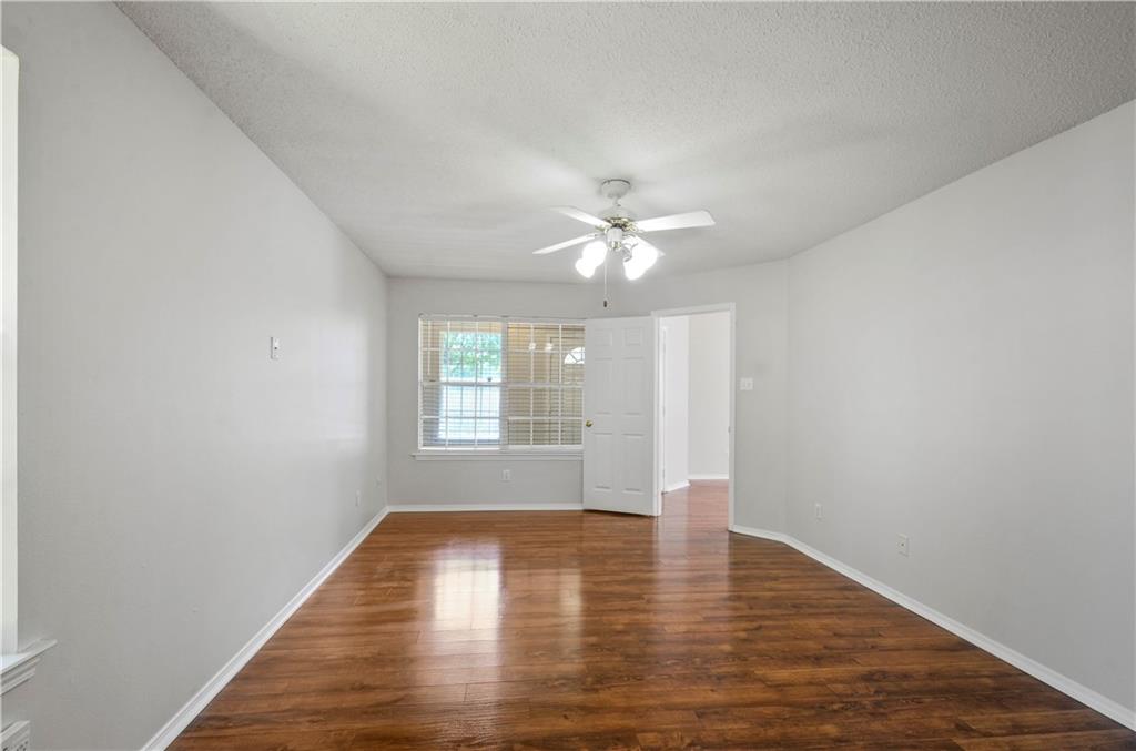 1700 RIVERTREE Court