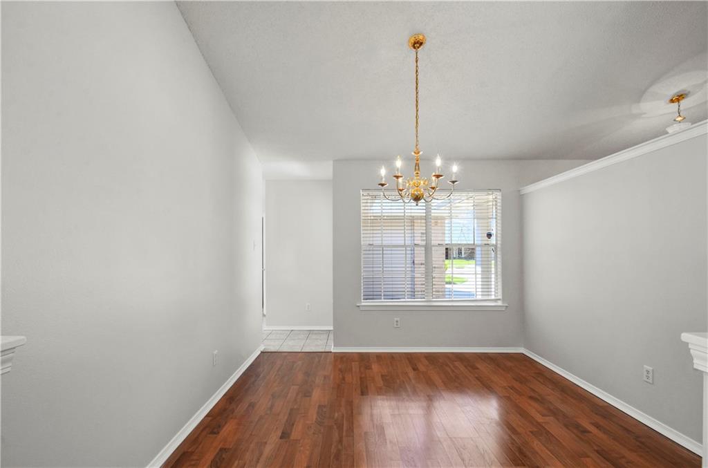 1700 RIVERTREE Court