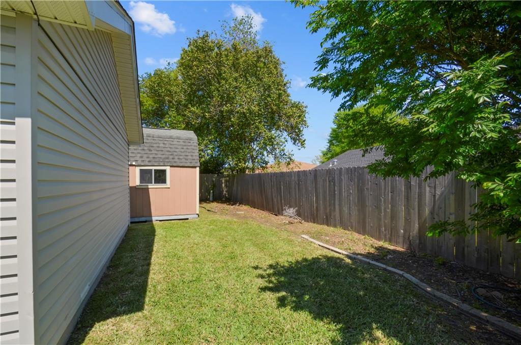 1700 RIVERTREE Court