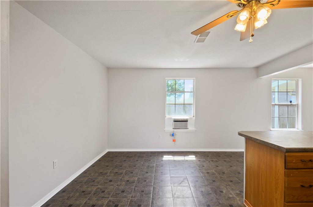 1700 RIVERTREE Court