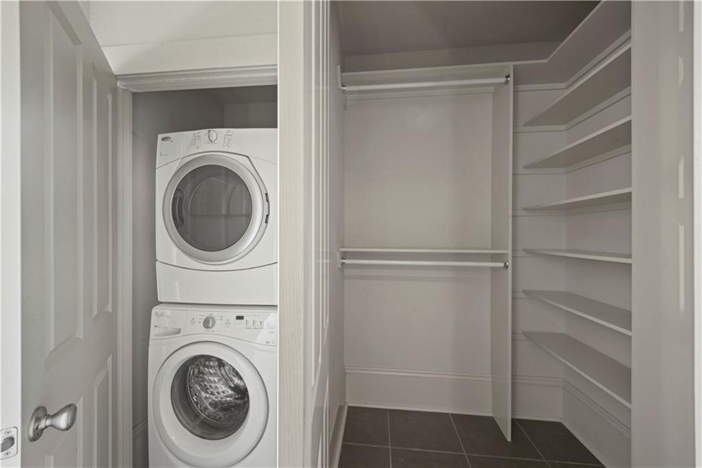 5345 MAGAZINE Street