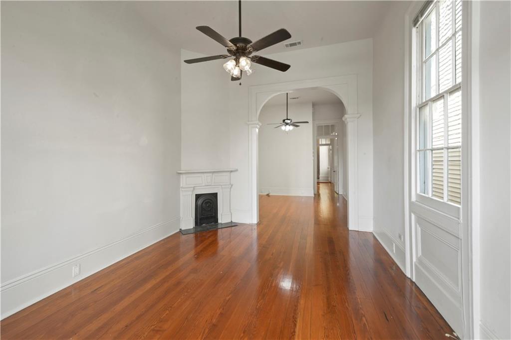 5345 MAGAZINE Street