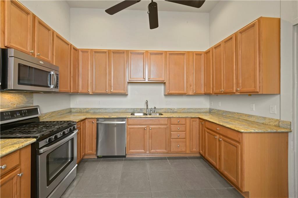 5345 MAGAZINE Street