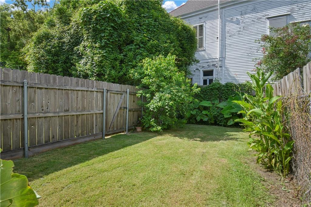 5345 MAGAZINE Street