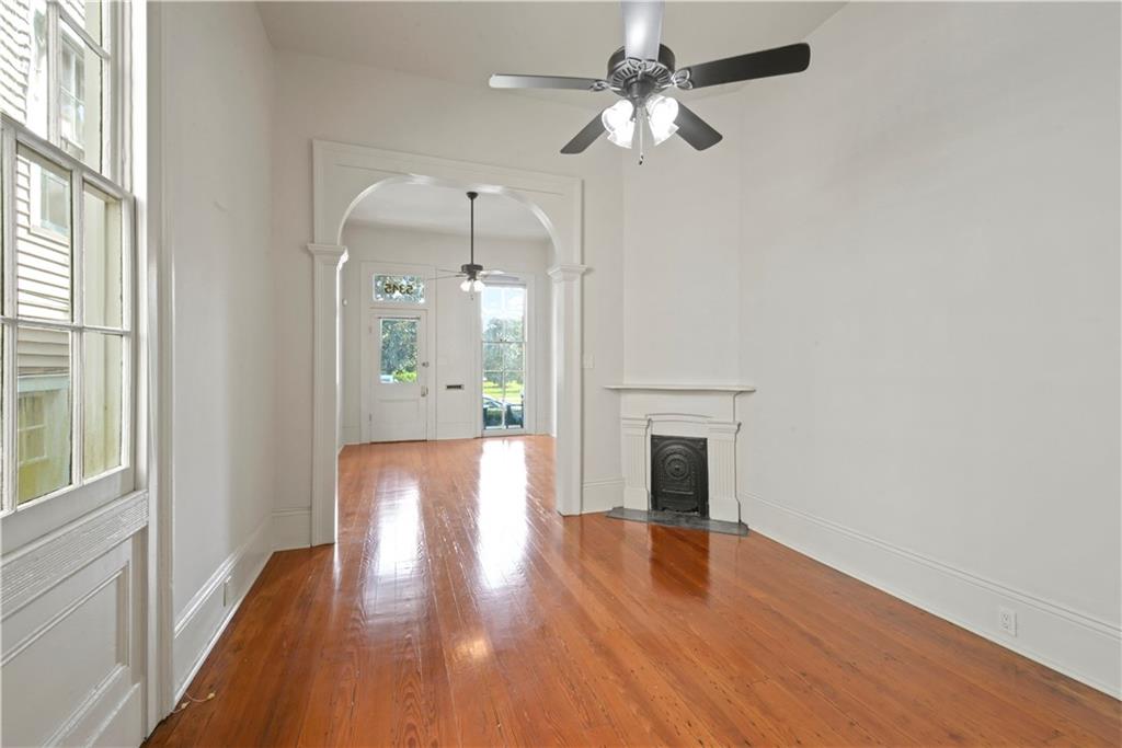 5345 MAGAZINE Street