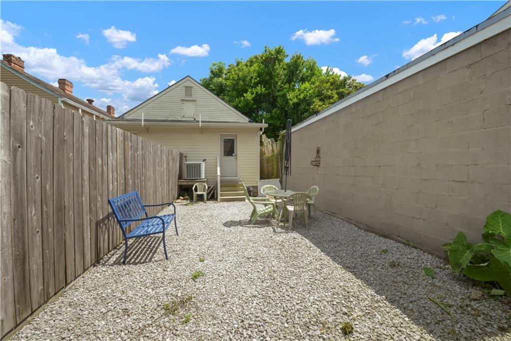 4525 CHESTNUT Street