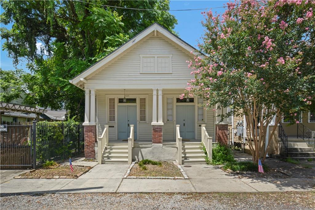 4525 CHESTNUT Street