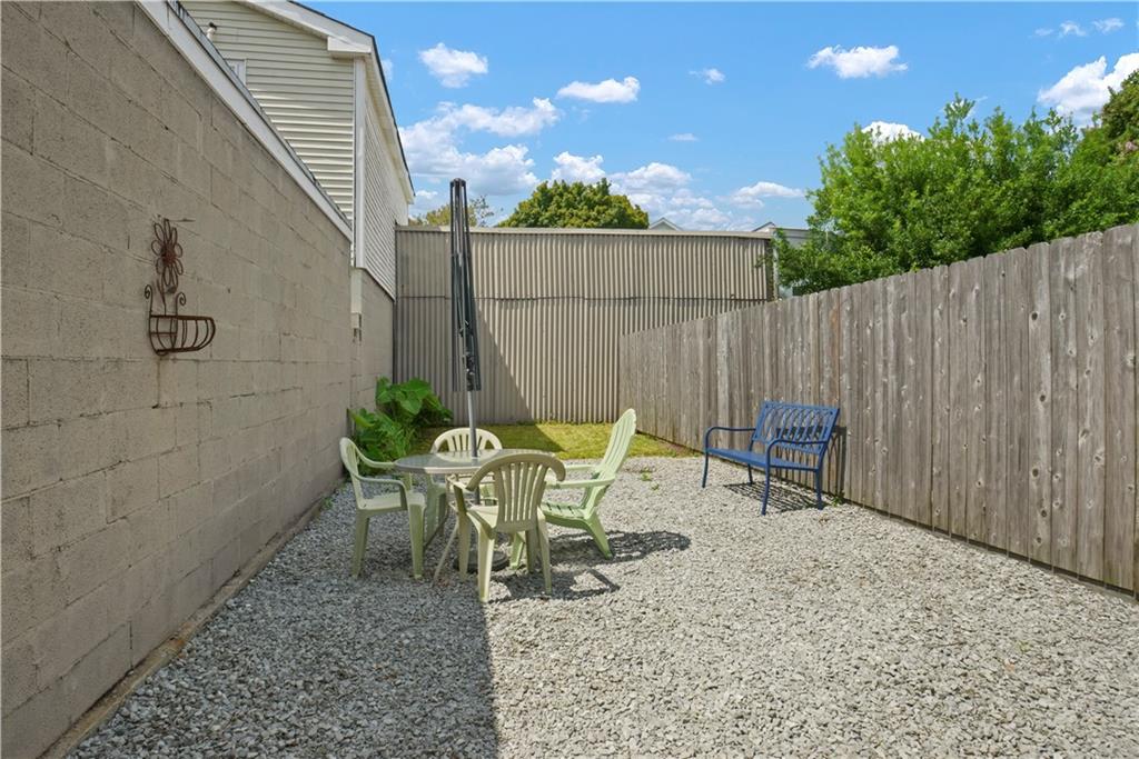 4525 CHESTNUT Street