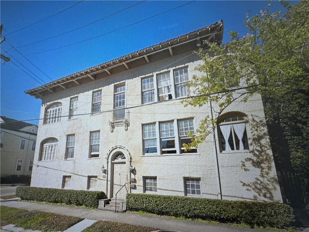 1402 JEFFERSON Avenue A