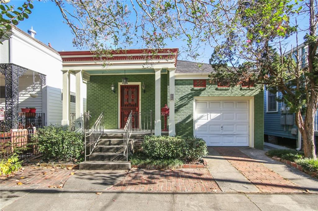 237 DELARONDE Street