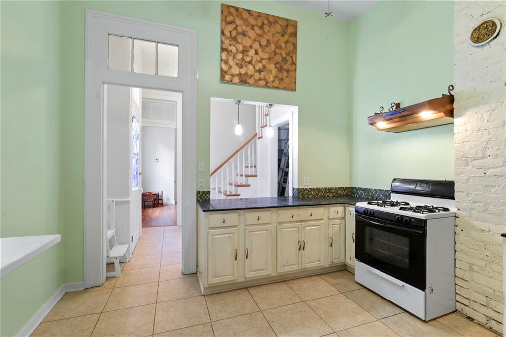 234 36 BERMUDA Street