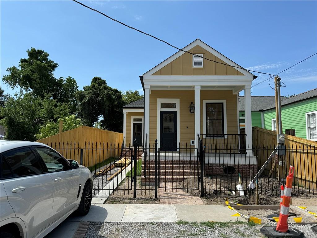 419 HOMER Street