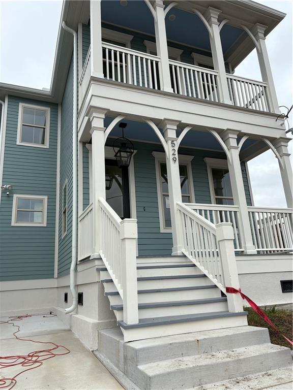 529 THAYER Street