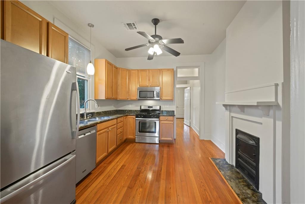 4523 CHESTNUT Street