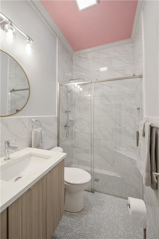 2020 DAUPHINE Street