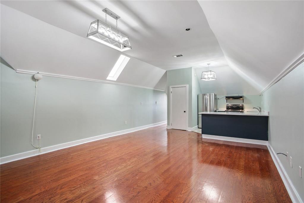 2512 MAGAZINE Street G