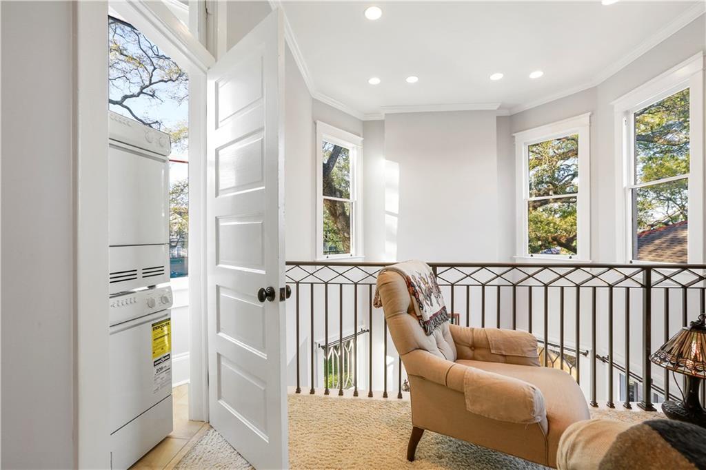 826 N CARROLLTON Avenue