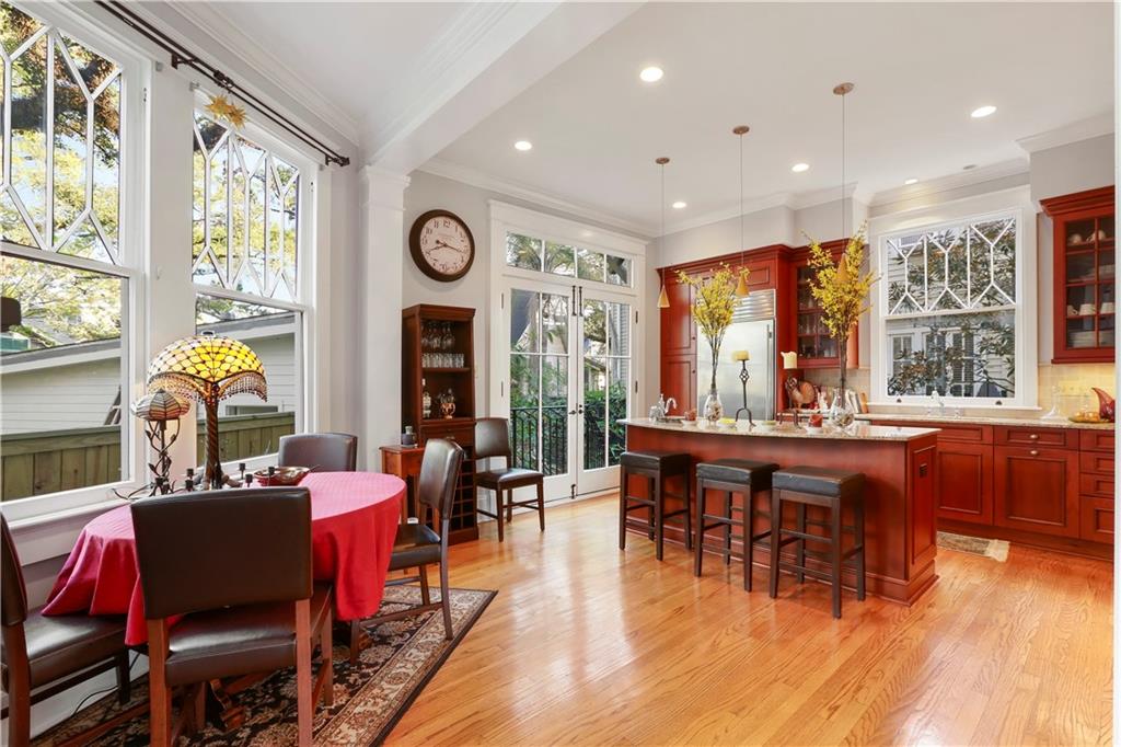 826 N CARROLLTON Avenue